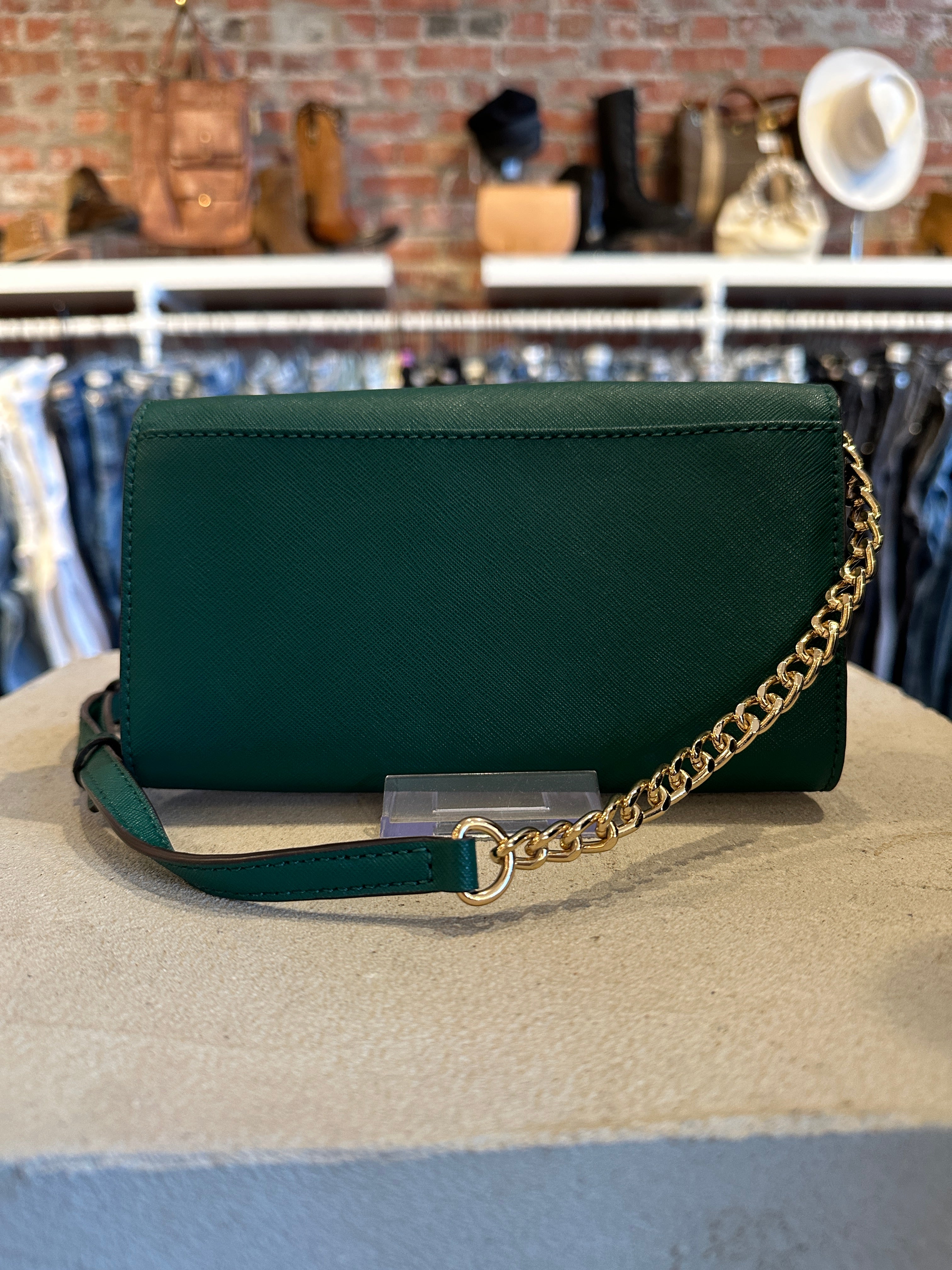 Michael kors jet set travel saffiano leather chain wallet hotsell