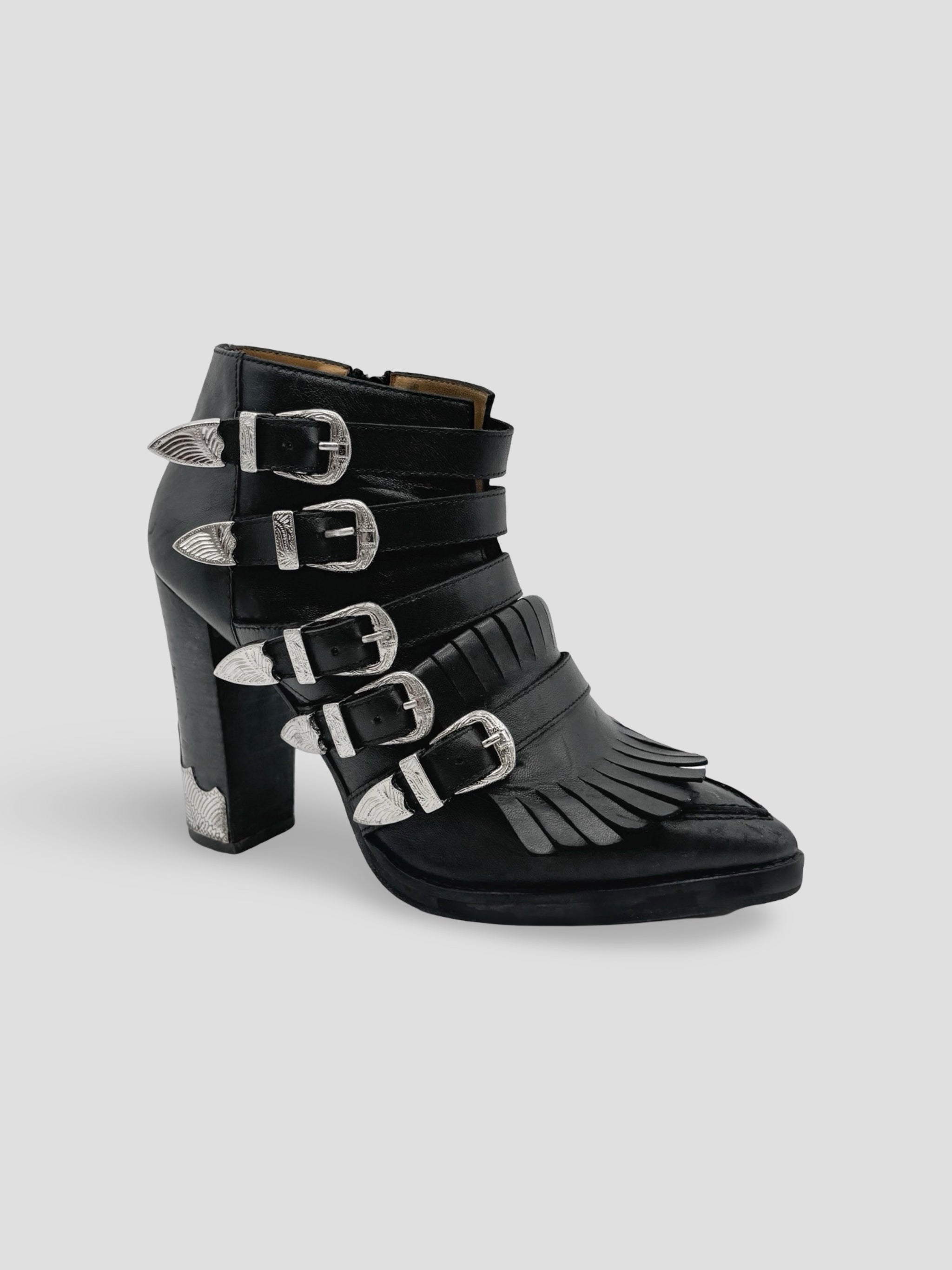 Open buckle boots hotsell