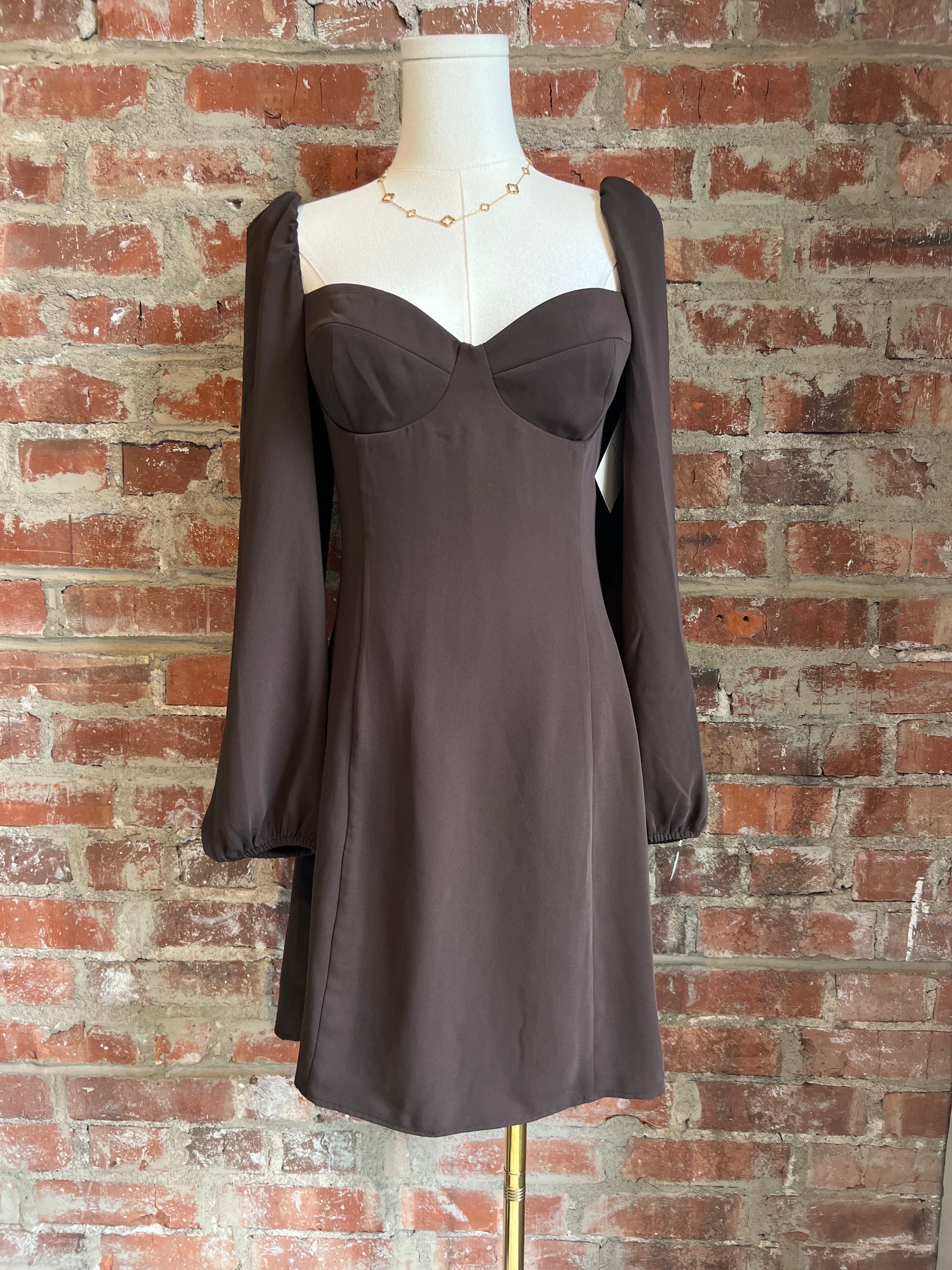 novella mini dress black M) Wilfred – Wrinkled Boutique Nike Court New York it features adjustable straps Womens Sleepwear Size:34'' for UK Size 18-20